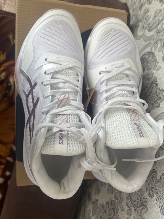 Кроссовки asics 39 размера