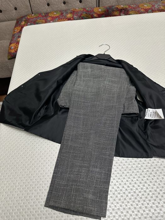 Продам тройку костюм брюка для мальчика