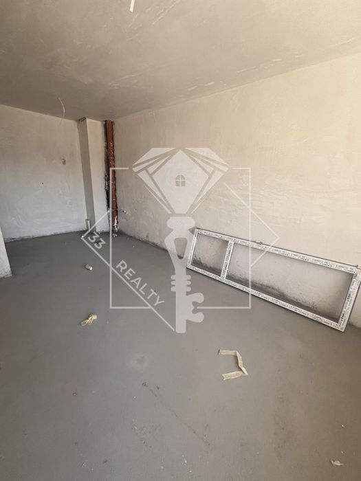 Продава се Двустаен апартамент в Пловдив, Остромила - 56 кв.м за 1375 €/кв.м - Снимка #1