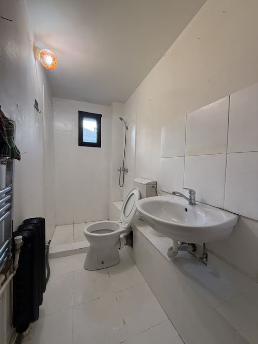 Inchiriez apartament semicentral pe perioada UNTOLD