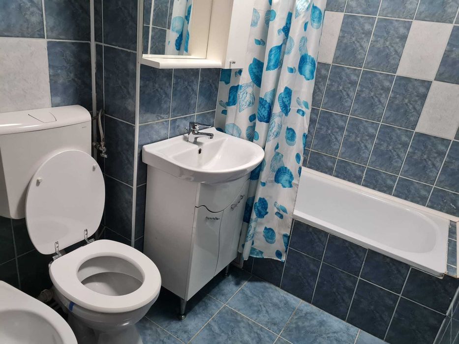 Particular, vand apartament 2 camere