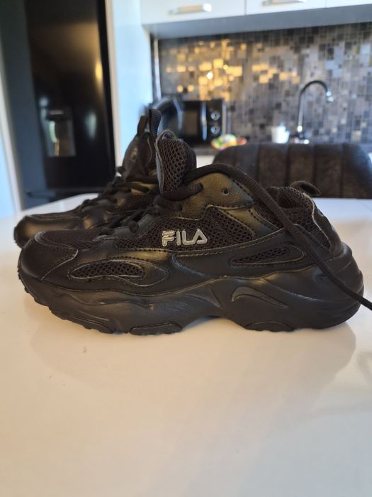 Adidași sport Fila, negri, model chunky