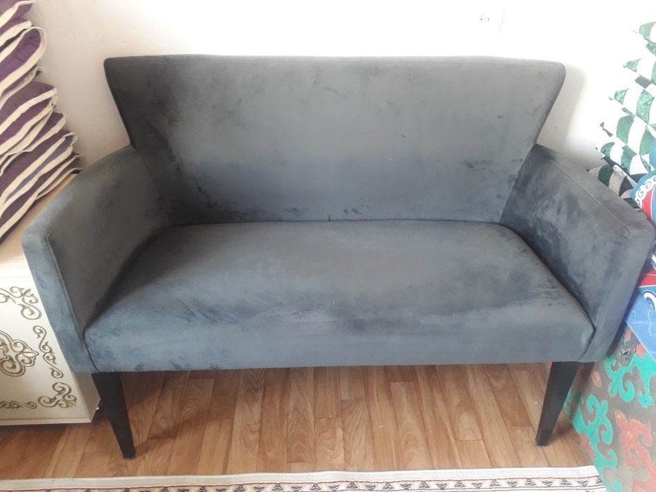 Двухместное кресло