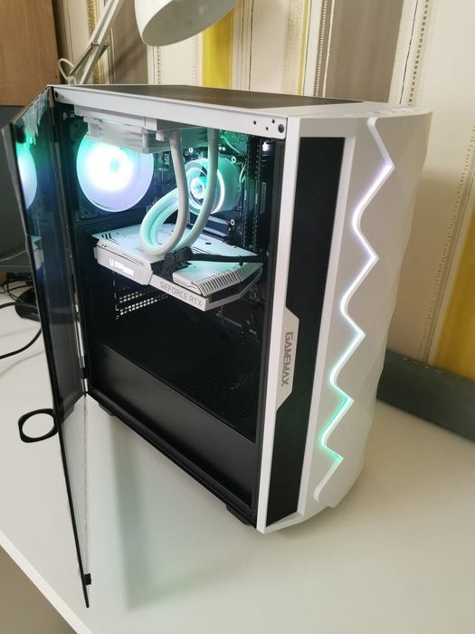 Unitati  PC gaming la comanda( i5, RTX 2080, RTX 3070)