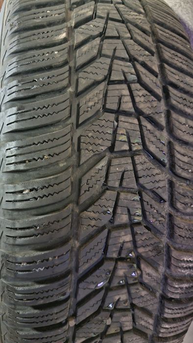 Jante R17 + cauciucuri de iarna Hankook 215/60/R17 VW Tiguan,Audi,Skod