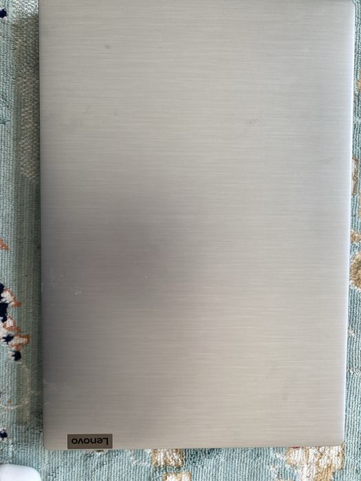 Lenovo Ideapad 3 нотбук
