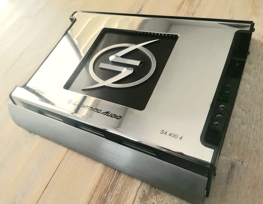 LIGHTNING AUDIO  - statie auto - amplificator audio
