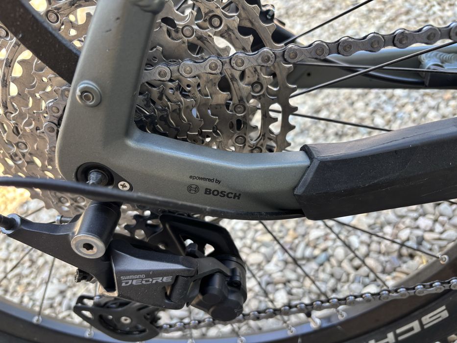 Inchiriez bicicleta electrica Cube/Vand