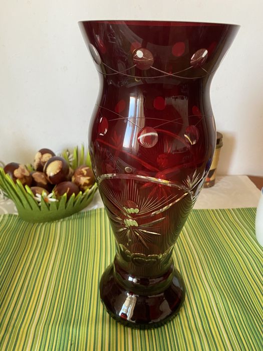 Vaza mare din rubin 29 cm