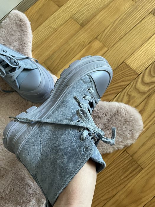 нови обувки размер 40