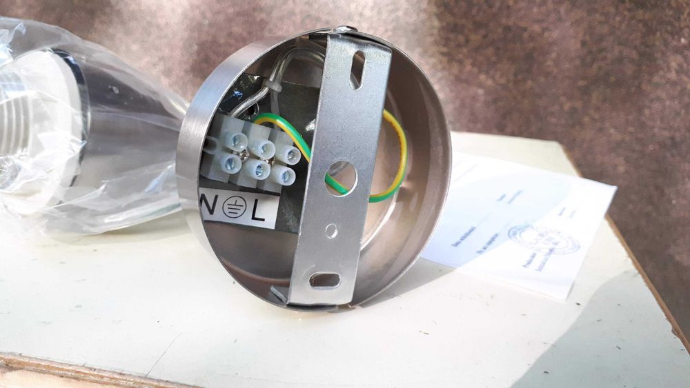 Lustra tip pendul, moderna, cu dulie E27, noua, nefolosita