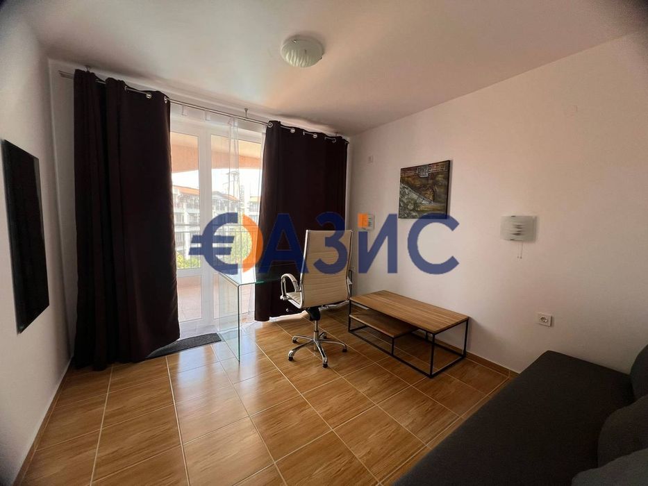 Продава се Тристаен апартамент в Свети Влас - 118 кв.м за 670 €/кв.м - Снимка #10