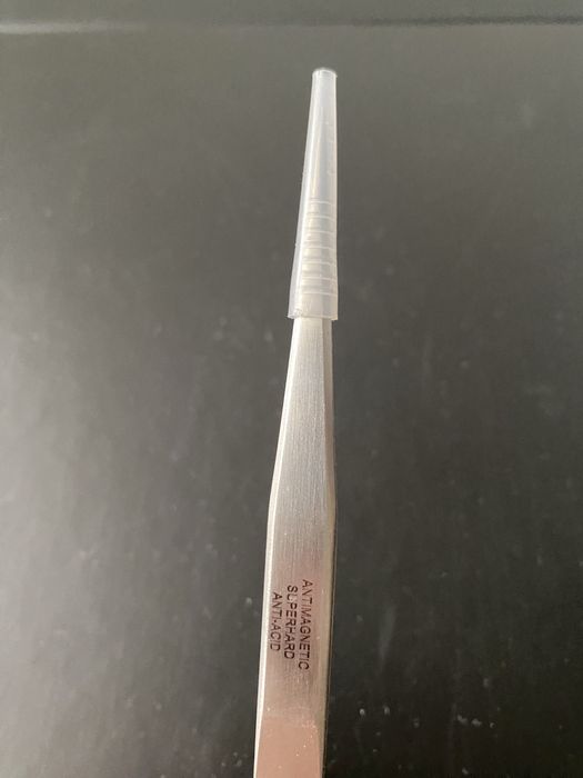 Пинцет для наращивания ресниц