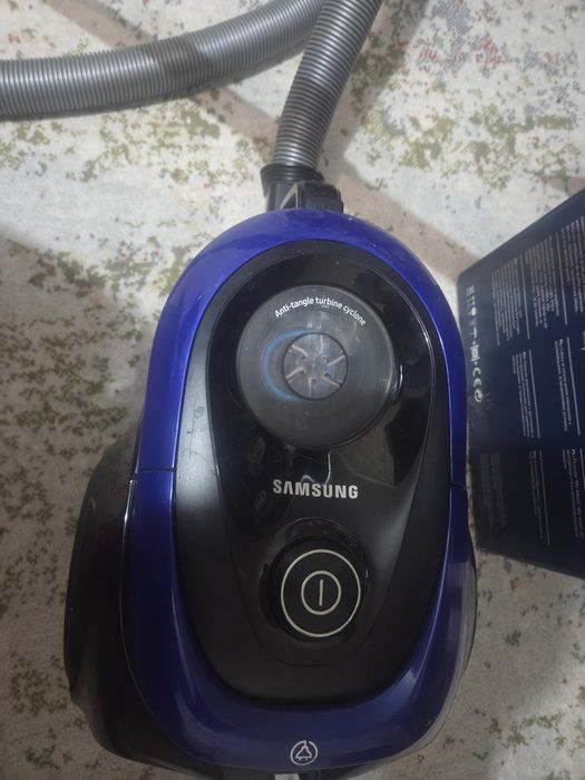 Продам  пылесос  Samsung