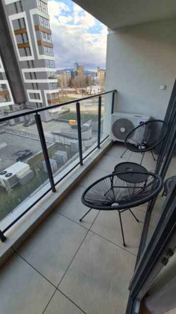 Дава се под наем Тристаен апартамент в София, Витоша - 110 кв.м за 1095.99 € - Снимка #7