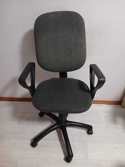 Кресло стул офисное