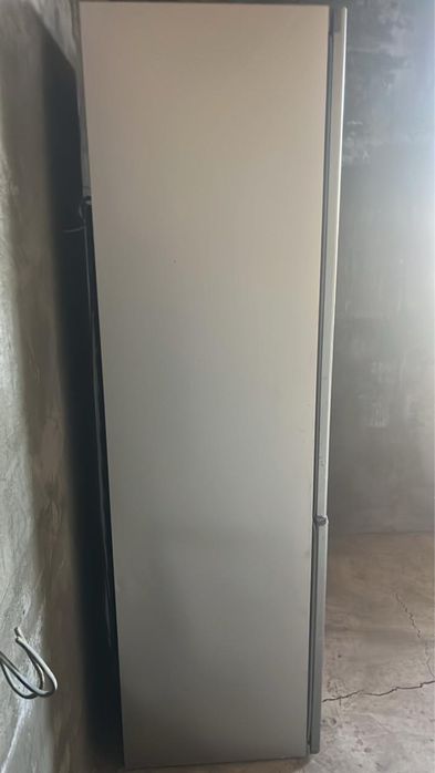 Холодильник сатылады