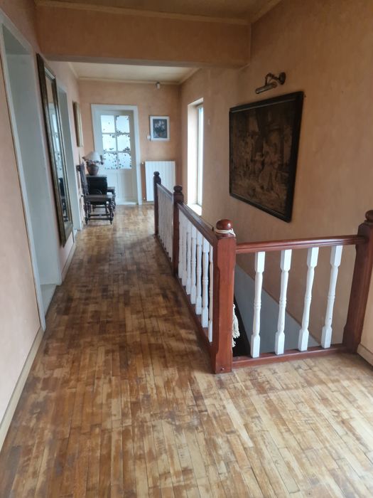 Inchiriez vila la muncitori 6...10 persoane