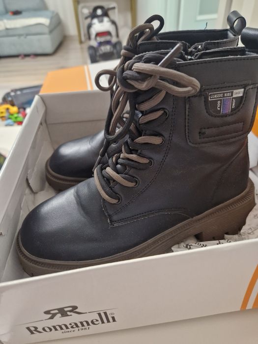 Зимние детские сапоги