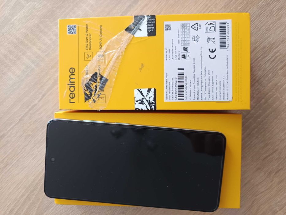 Продавам нов телефон realme 14