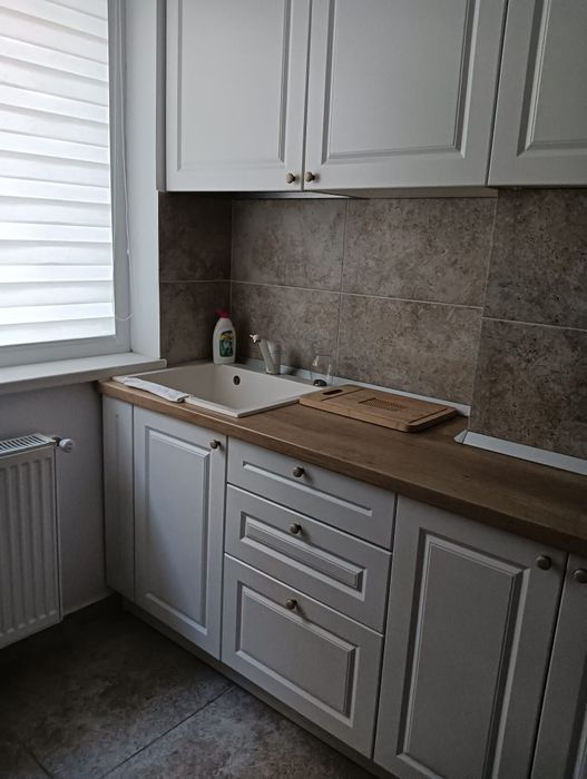 Vând Garsonieră Rezident Militari