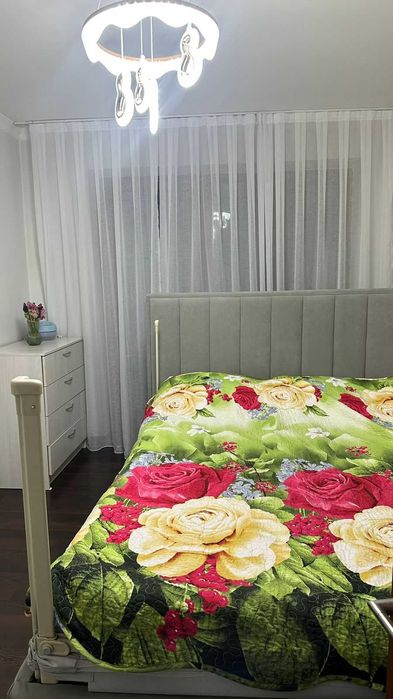 Двухспальная кровать продаётся