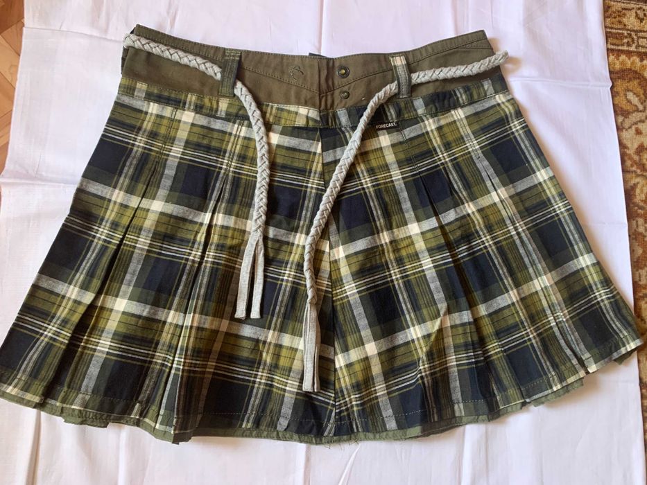 Дамска карирана пола