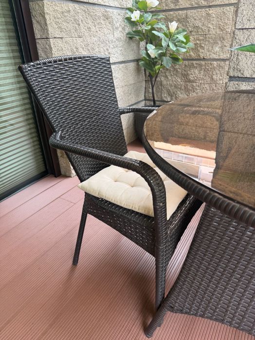 Градински мебели