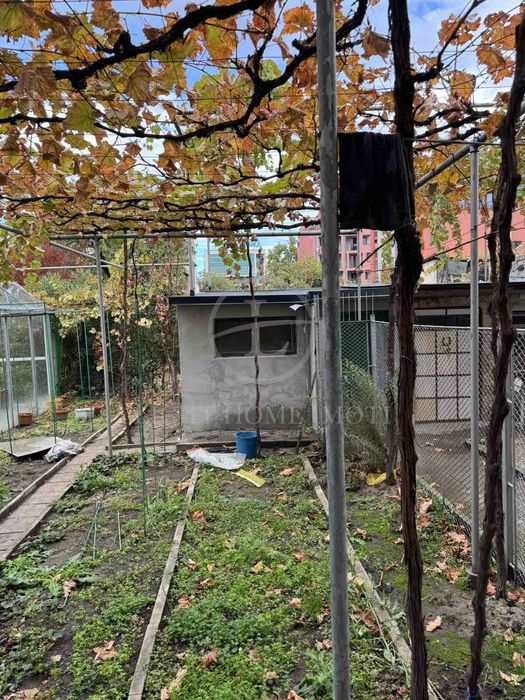 Реф. 5066 Етаж от къща с гараж и двор в Смирненски Пълмед