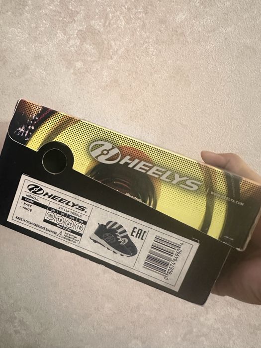 Продам кроссовки ролики Heelys 31 р