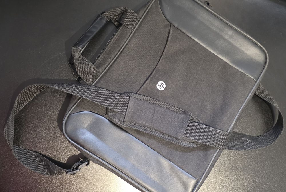Geanta de laptop