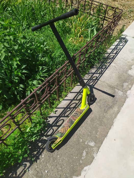 Трюковой самокат