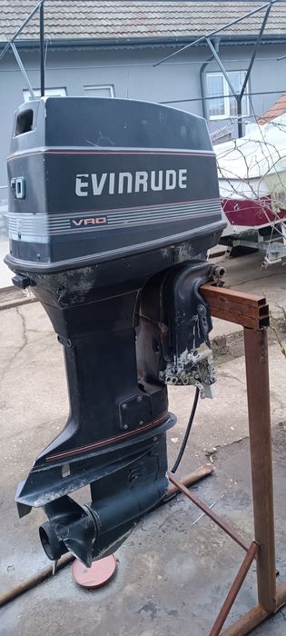 Vând Motor Evinrude 60 hp