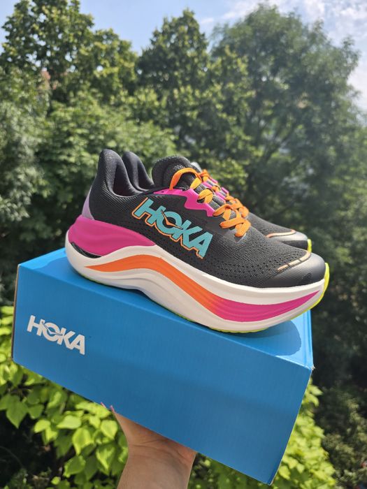 Hoka Skyward X 38