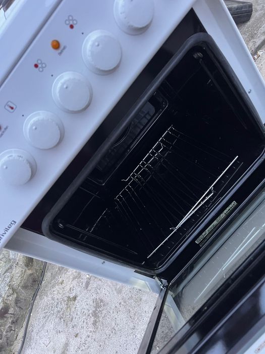 Aragaz Electric, cuptor încorporat