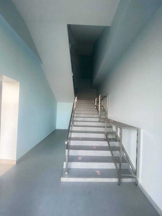 Сдаётся здание, битонка, первая линия, Юнусабадский, школа, клиника