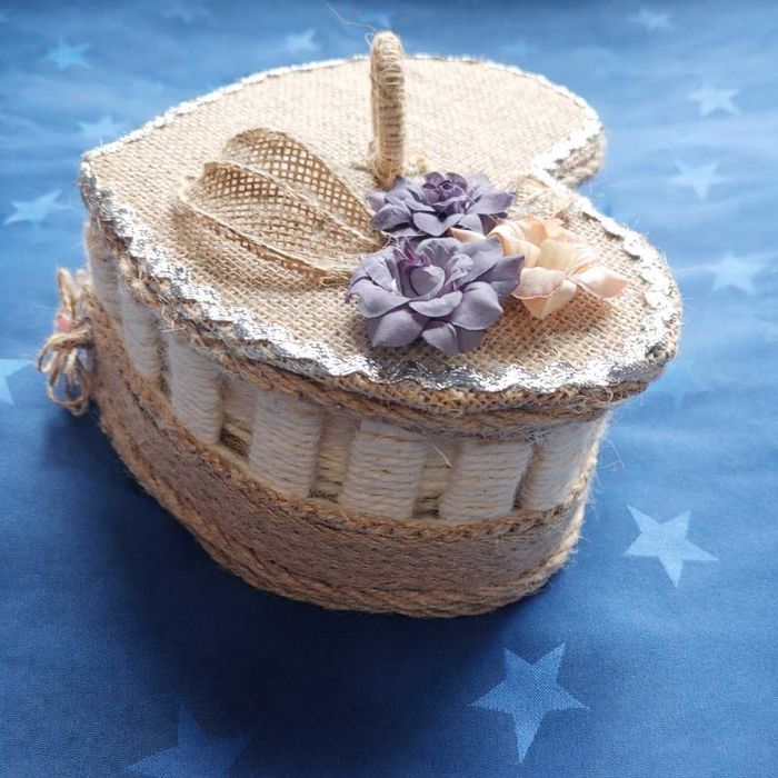 Ръчна изработка- панери и кошници от юта