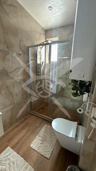 Четиристаен апартамент в района на Галата- 161072