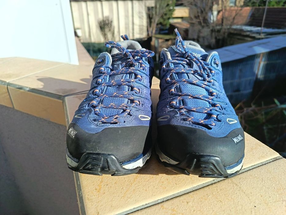 Туристически обувки Meindl 39