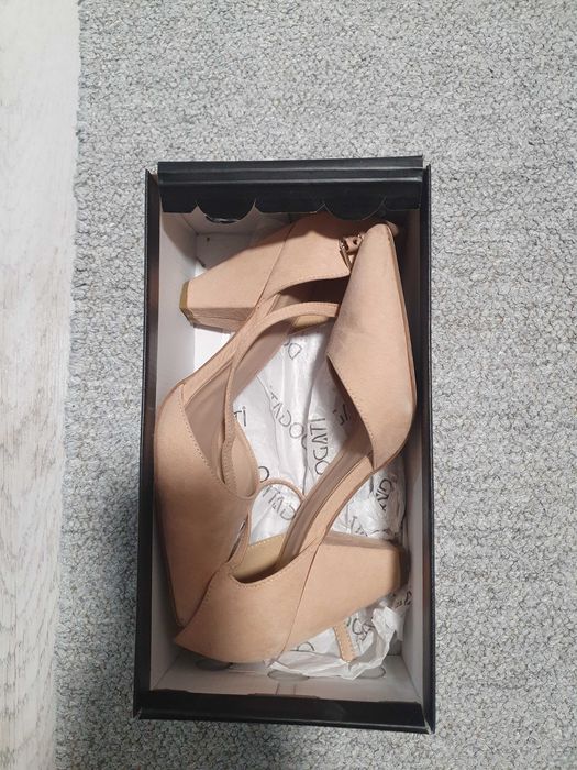 Incaltaminte dama piele si piele ecologica