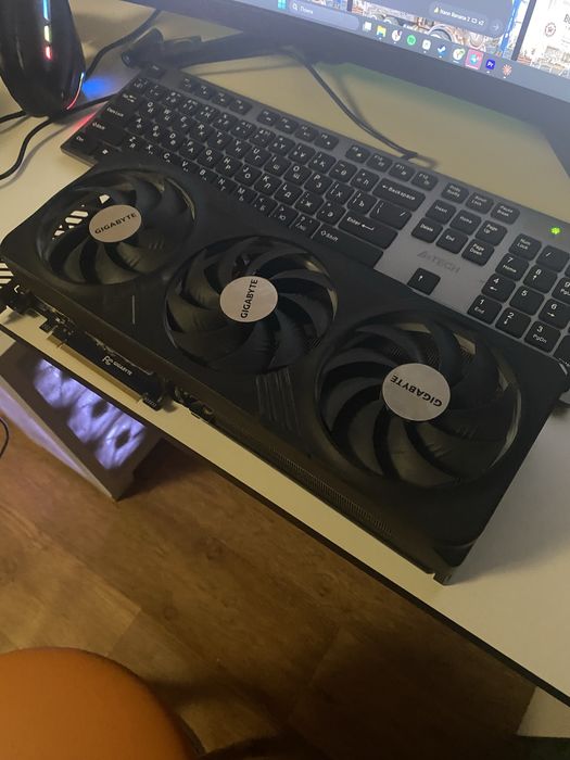 Продам Gigabyte RTX 4070 (Под восстановление / Ремонт)