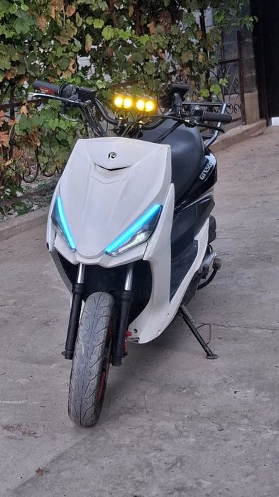 Продаётся мопед 125куб 50к торг
