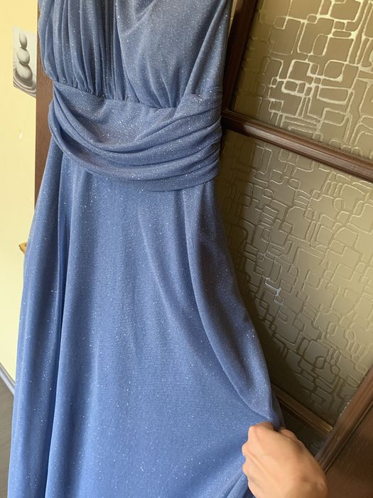 Официална рокля