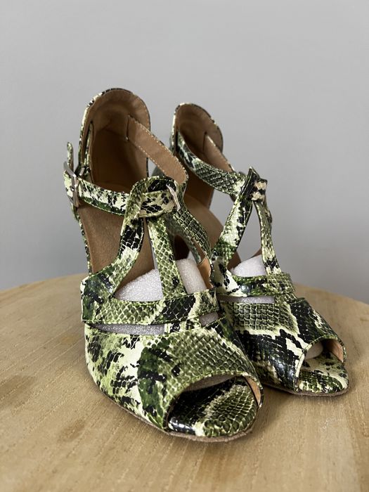 Туфли для танцев