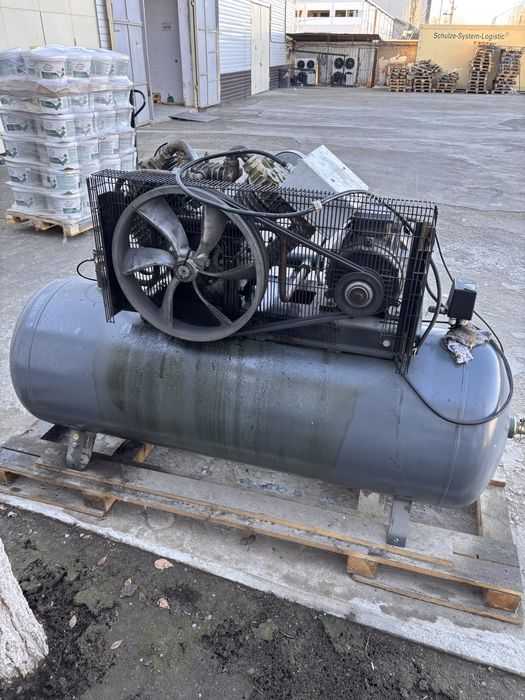 Компрессор