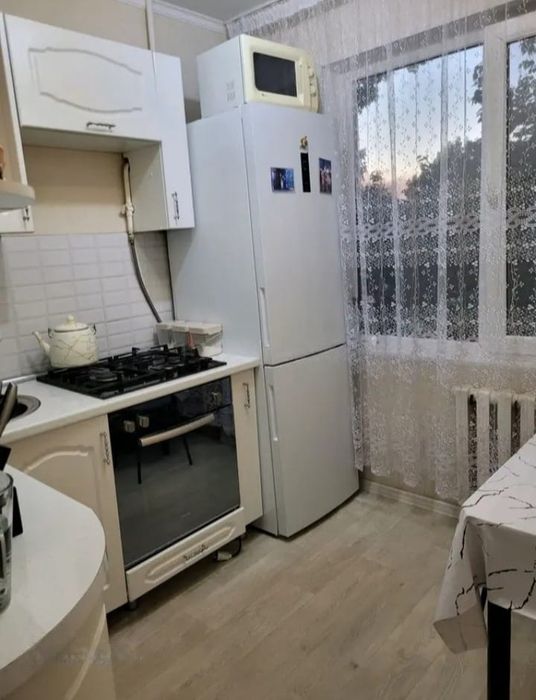 Сдается 2х комн квартира в центре