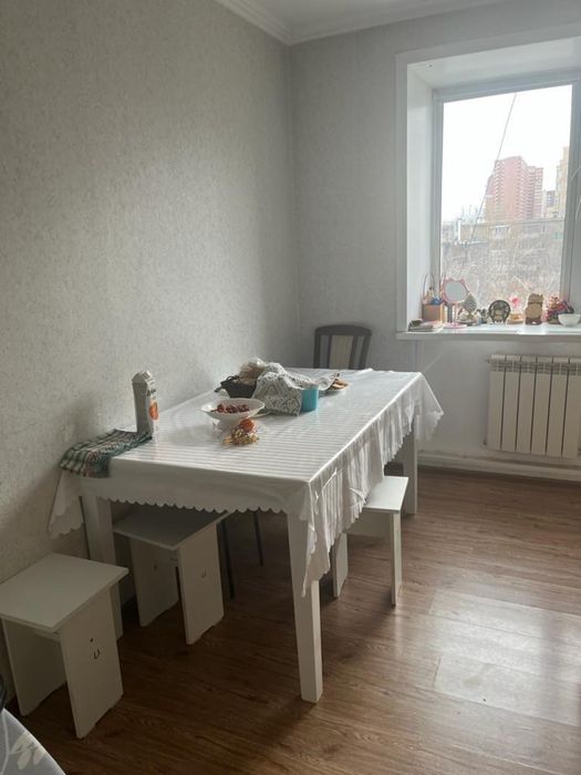 Продам трехкомнатную квартиру