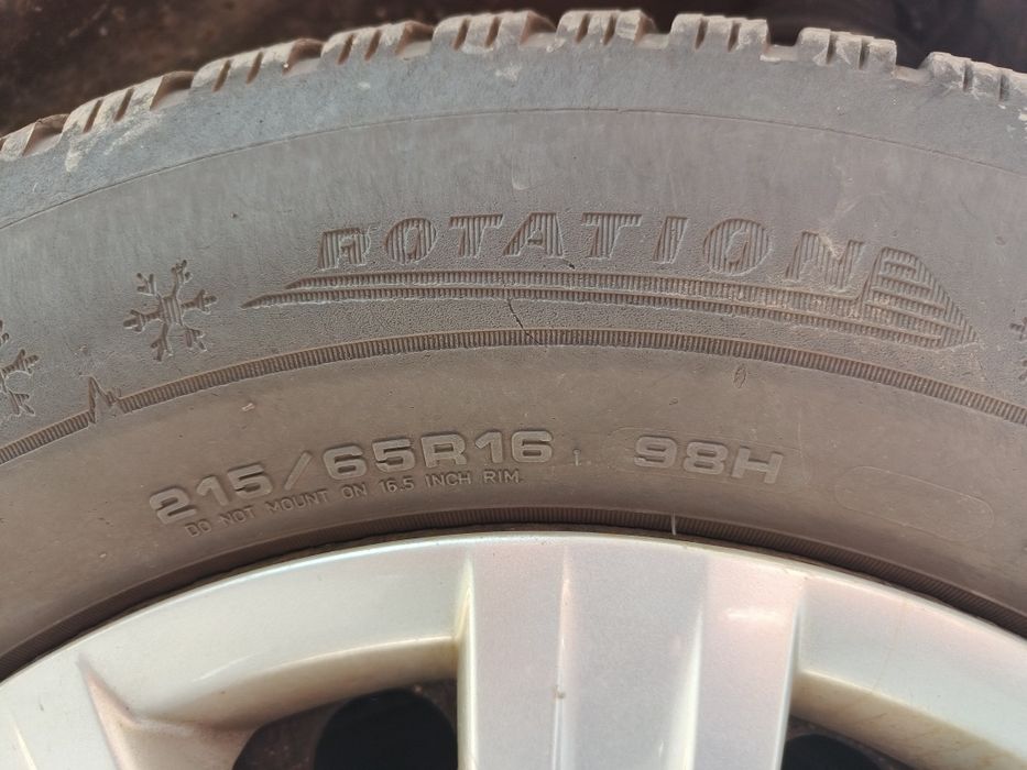 Jante tabla 16 + Cauciucuri iarna 215 65 R16 + Capace VW