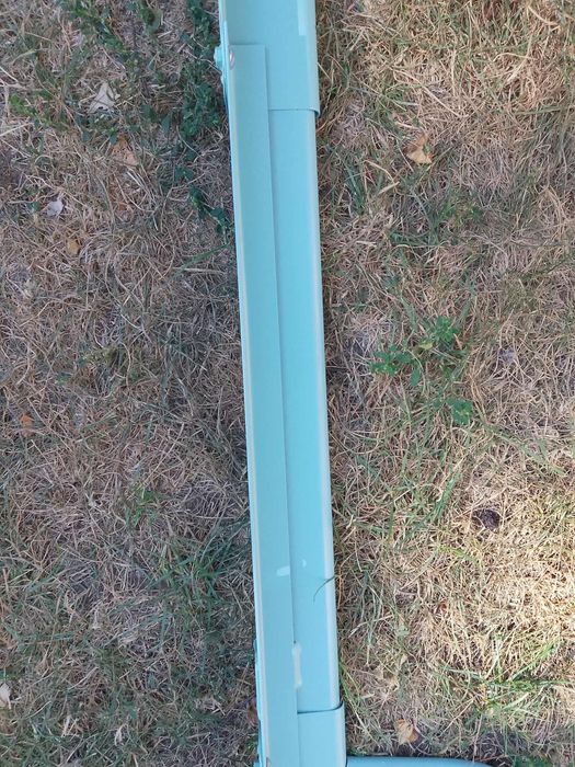 Детско креватче с матрак и подматрачна Ширина 85 см. Дължината 1.70см.