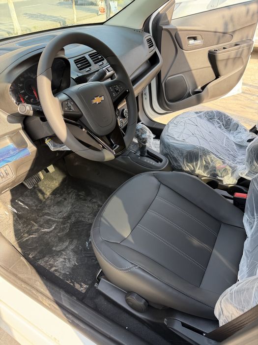 Chevrolet Cobalt GX-MIDNIGHT (MCM) 2026